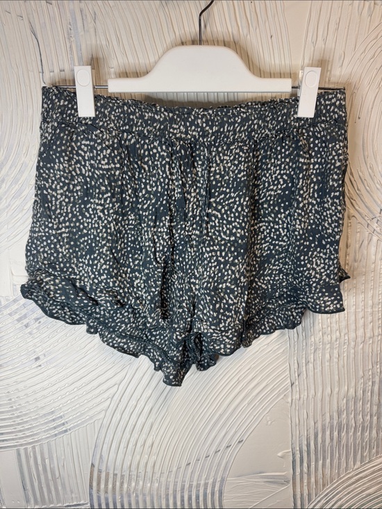 Melrose and Market Pants - Melrose and Market Black and White Dot Print Ruffle Lounge Shorts N0370